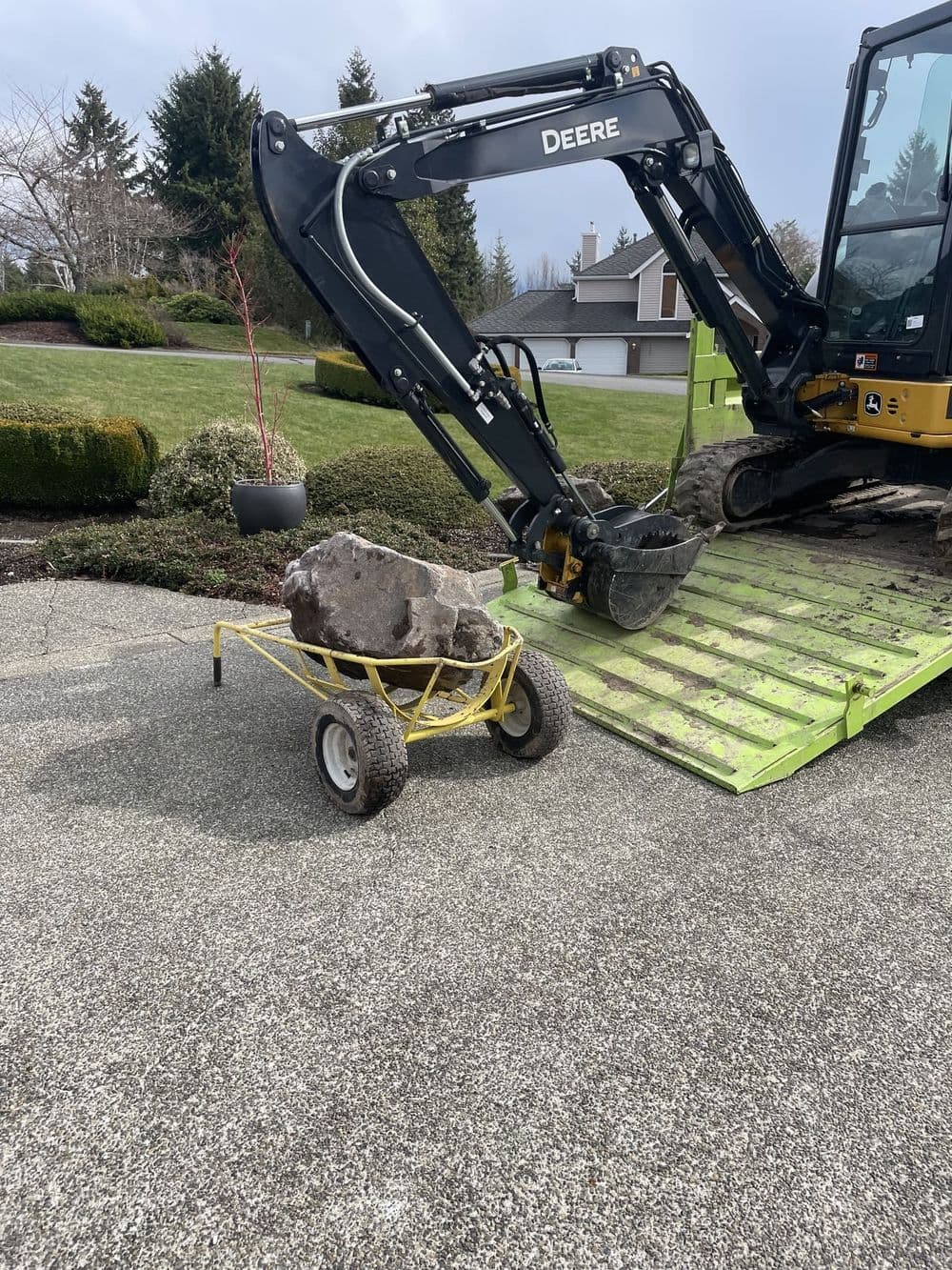 About HyperGreen Landscape